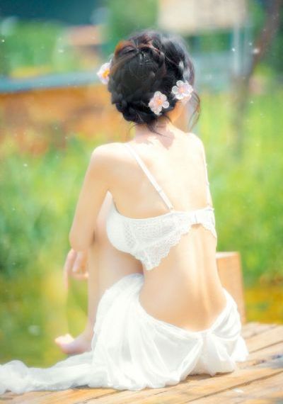 女性全身裸体hd按摩精油调理_720在线播放观看
