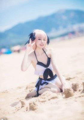 美女极品粉嫩最新更新_超清电影免费在线