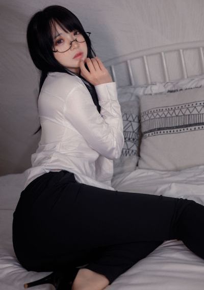 自拍偷拍欧美br_HD高清视频播放