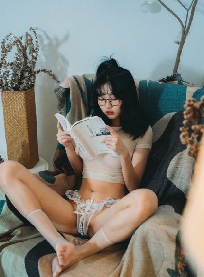 适合深夜看的脸红的小说_1080动漫免费观看
