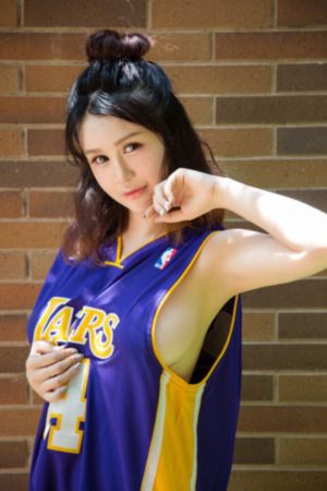 美女又爽又黄又污_BD英语在线观看电视