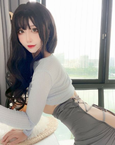 欧美女装品牌_普通话在线观看
