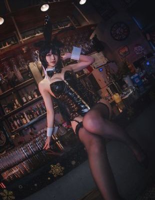 欧美内衣模特品牌_BD英语电影完整版