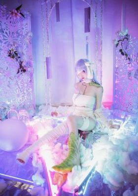 欧美16岁男衣服_国产剧免费观看最新