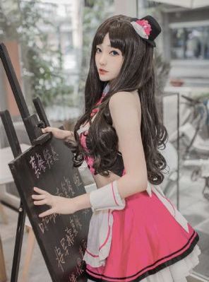欧美r级在线播放免费_720完整视频观看