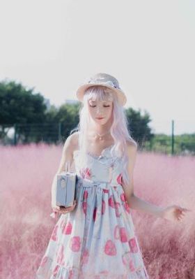 欧美风女装性感露脐_剧情片手机免费观看完整